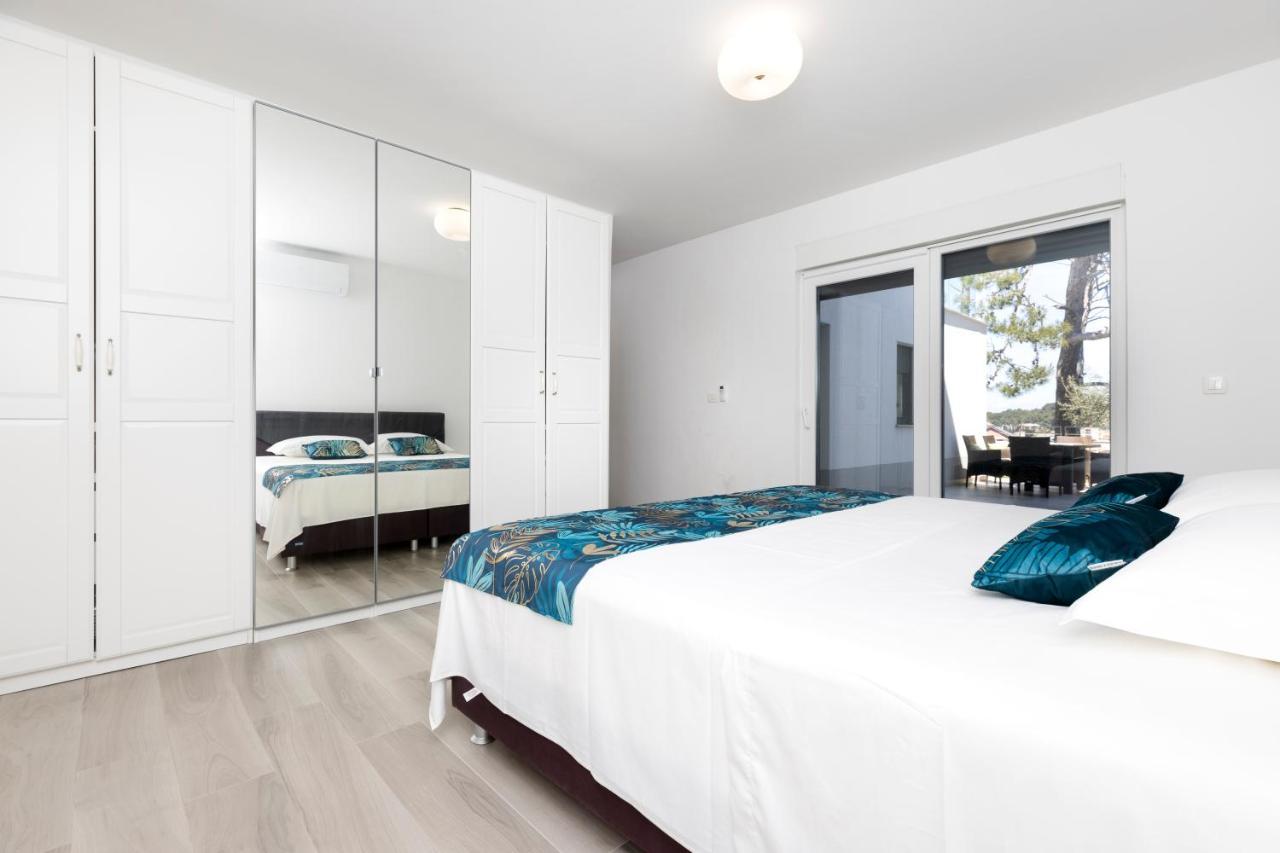 Apartments Olea Mali Losinj Exterior photo