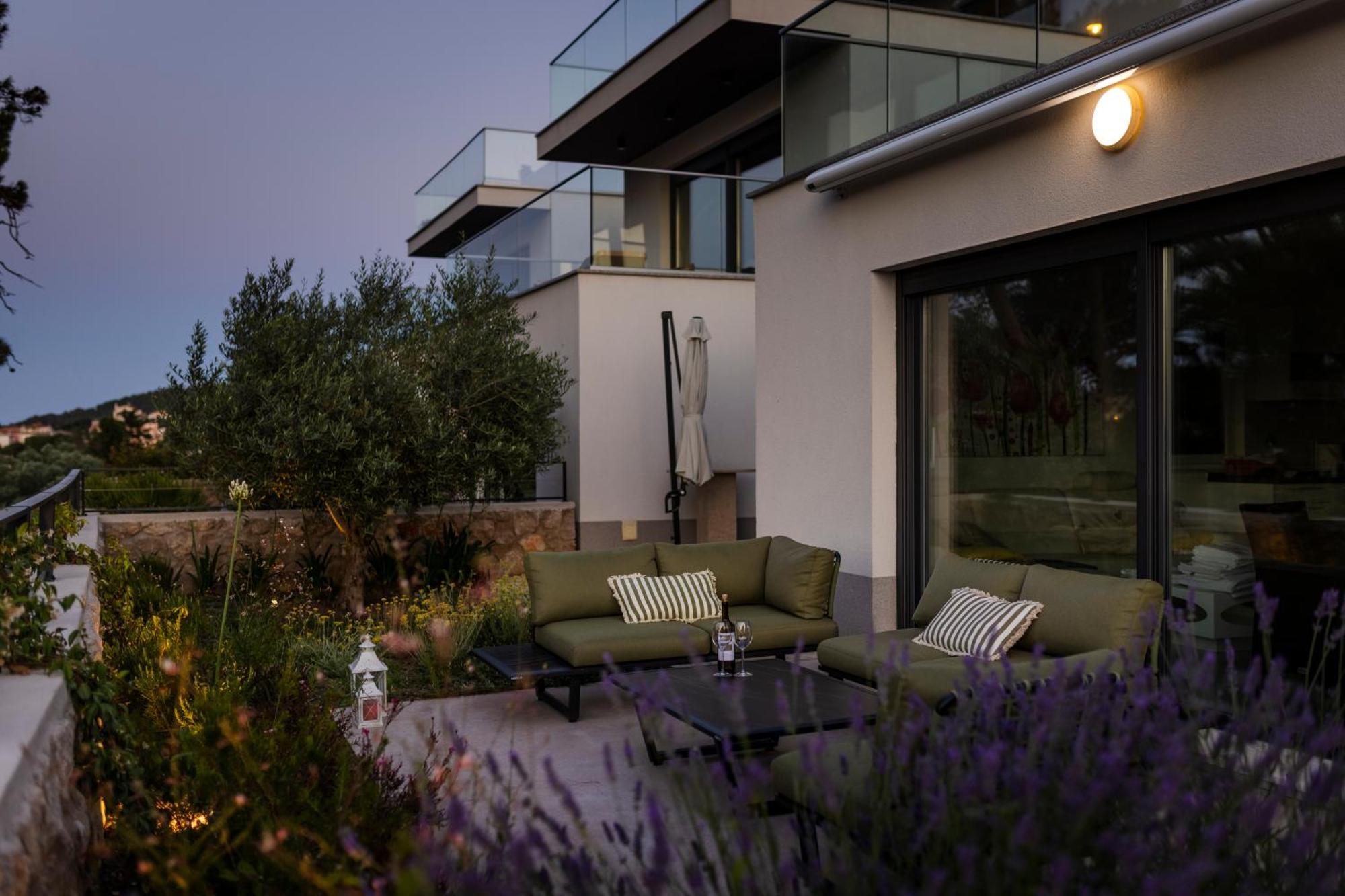 Apartments Olea Mali Losinj Exterior photo